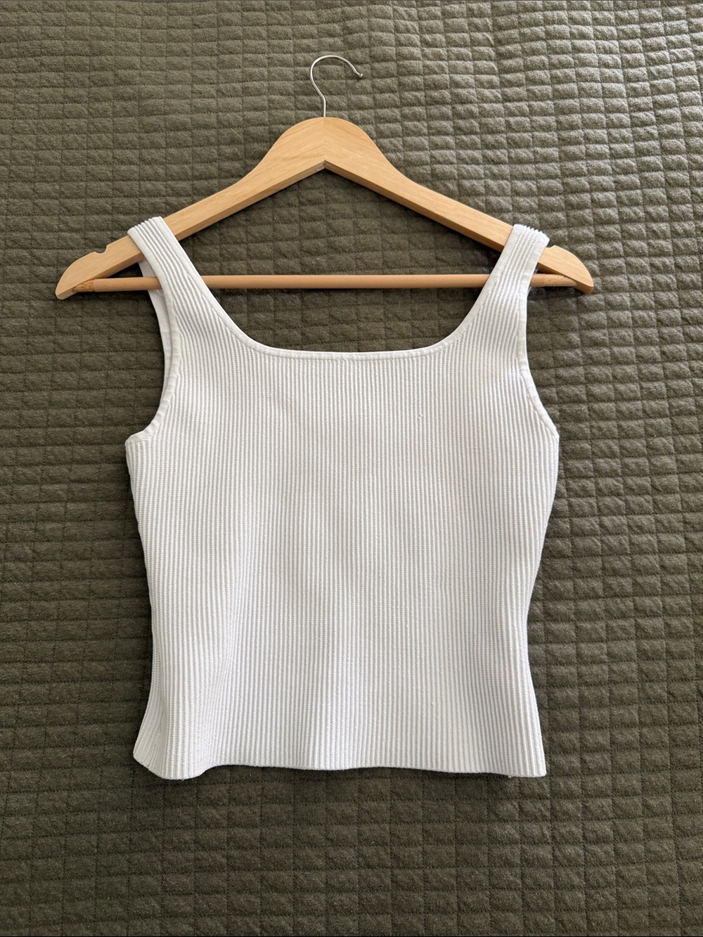 Babaton White Cream Ribbed Square-Neck Sculped Tank Top